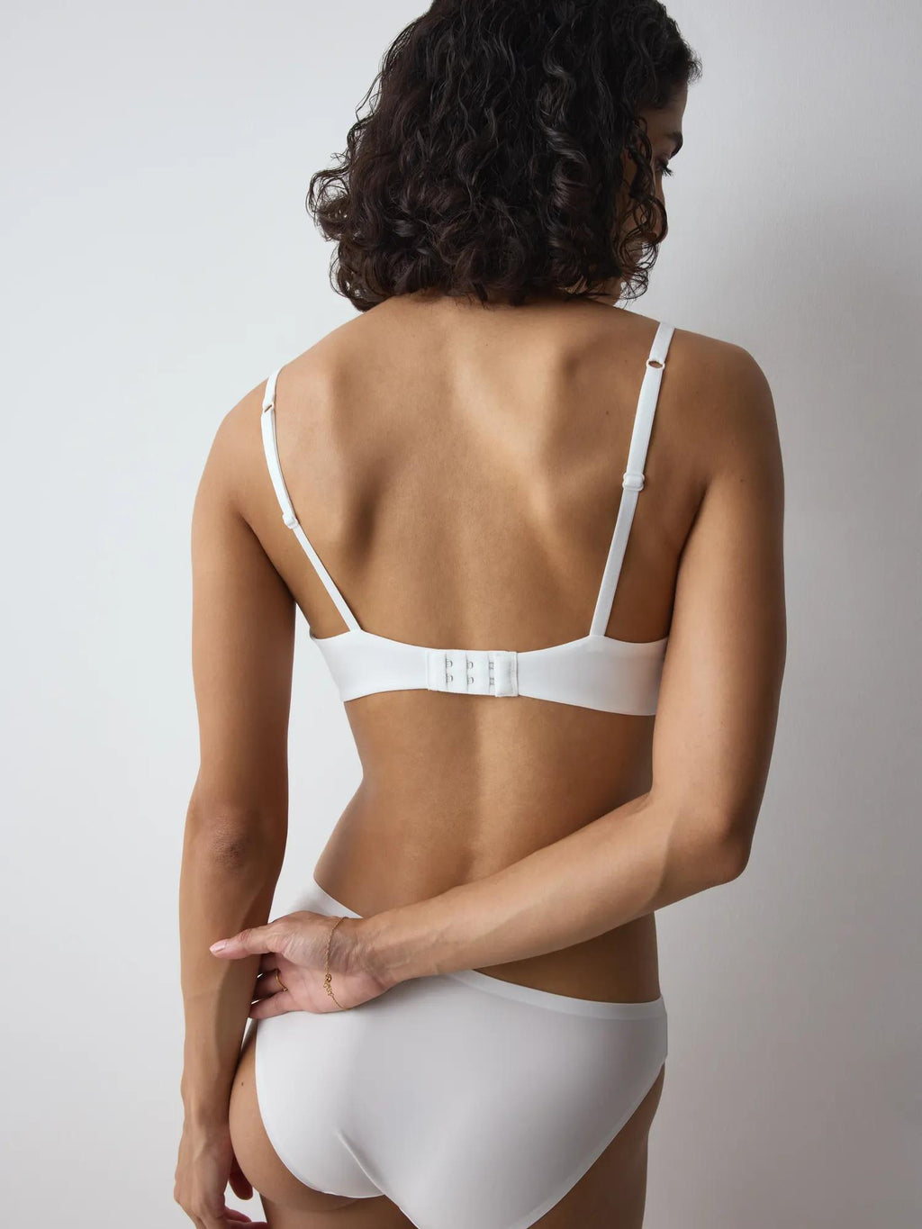 Triumph Body Make-Up Essentials WHP