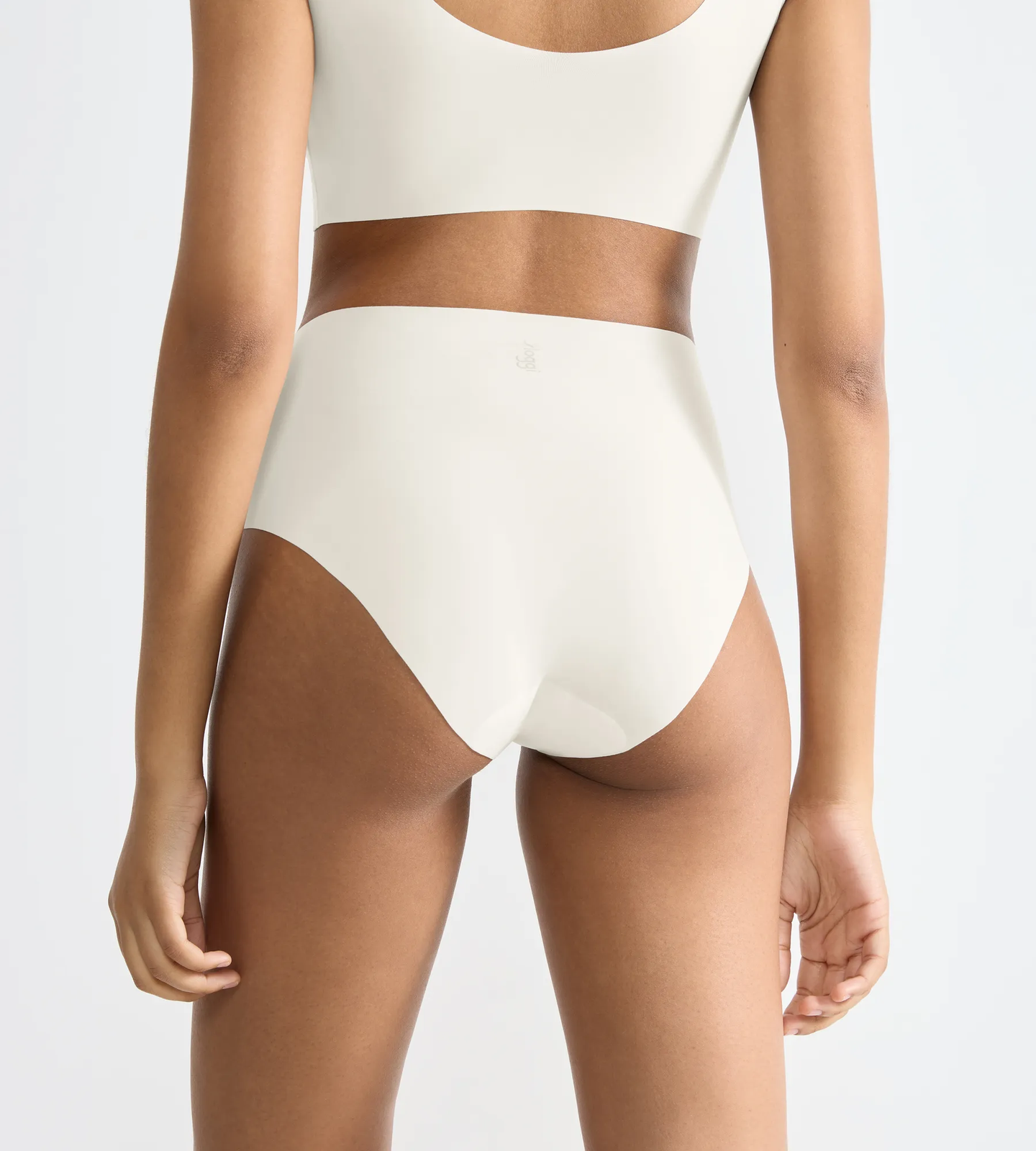 SILK WHITE