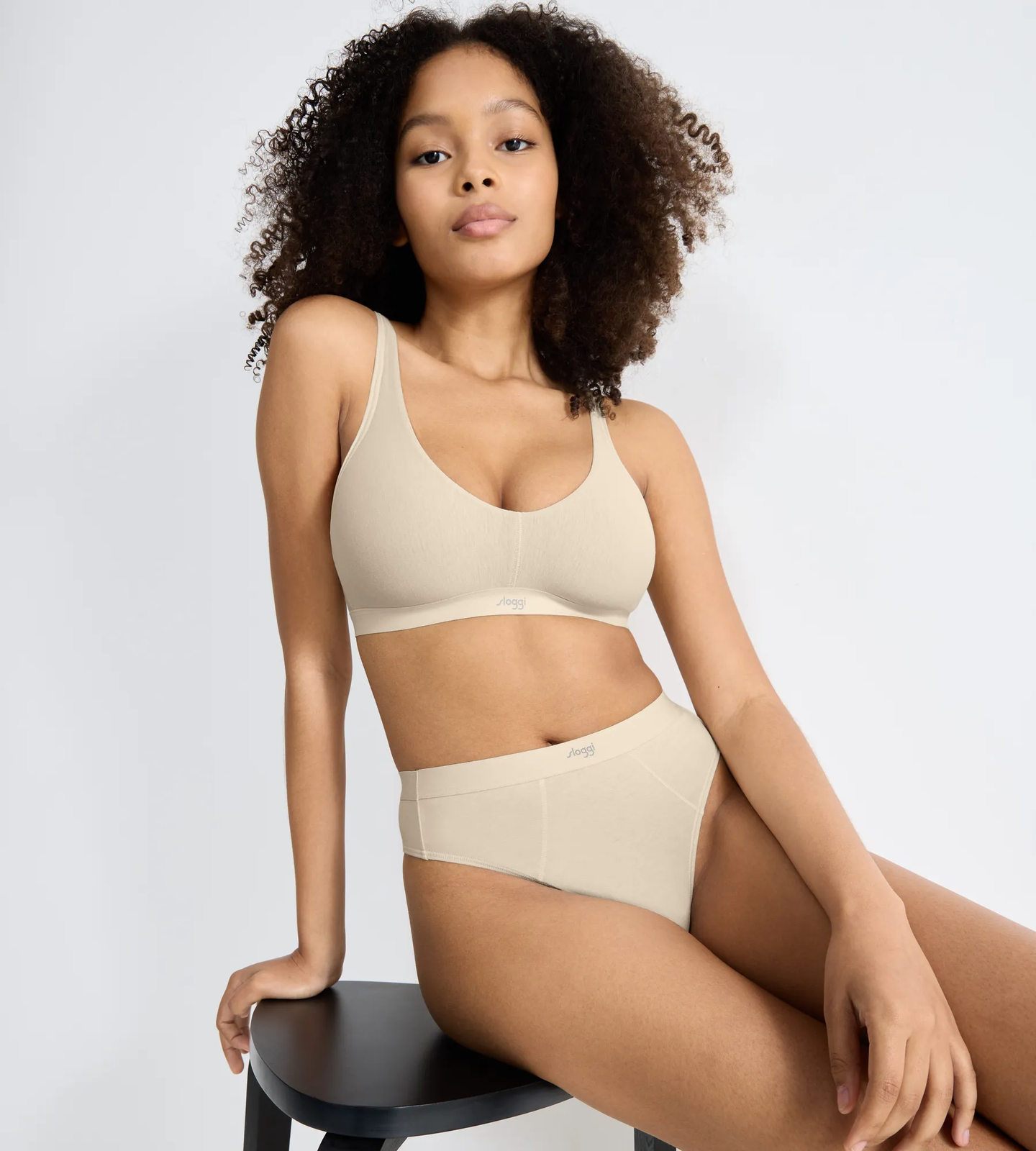 SAND BEIGE