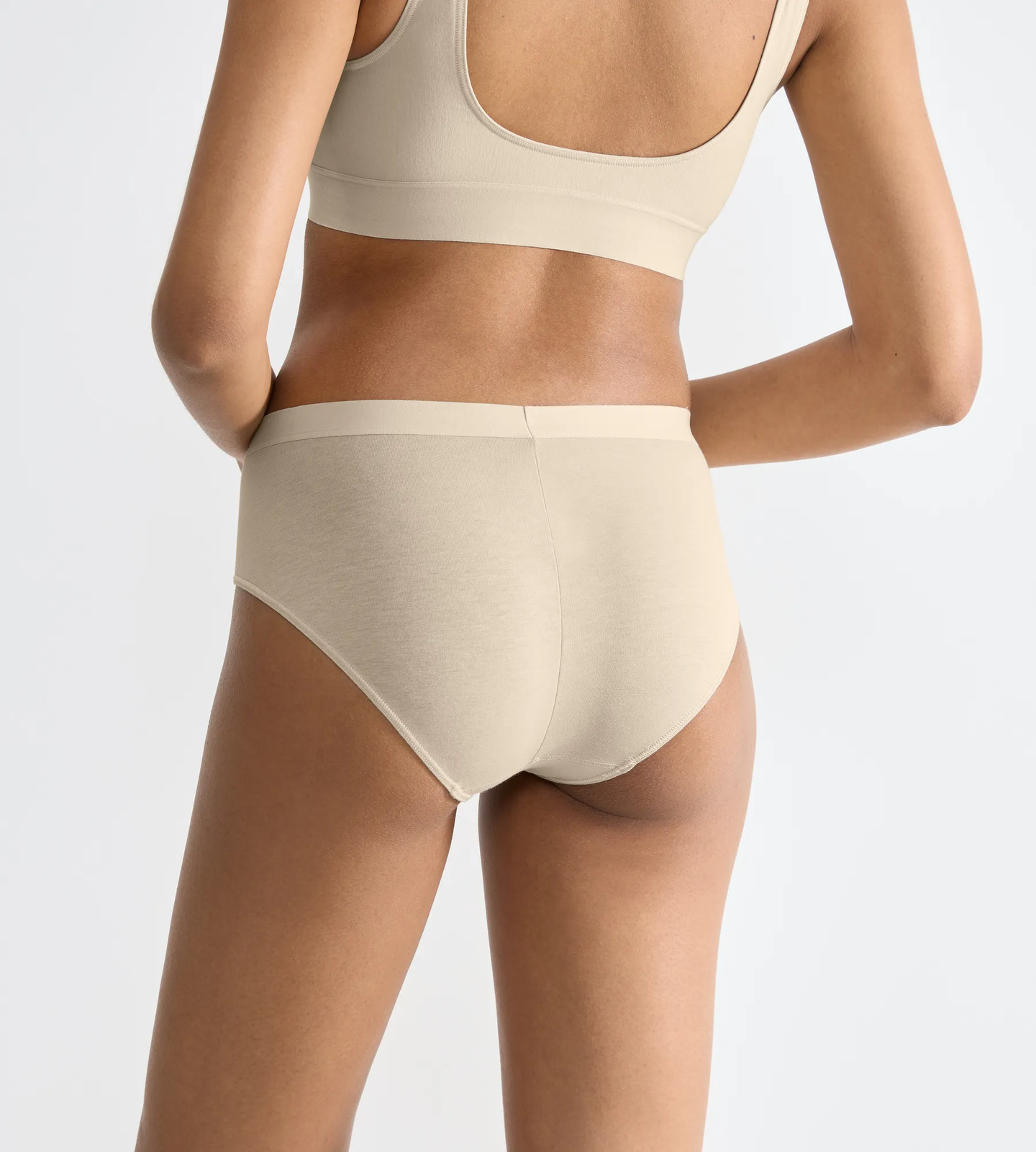 SAND BEIGE