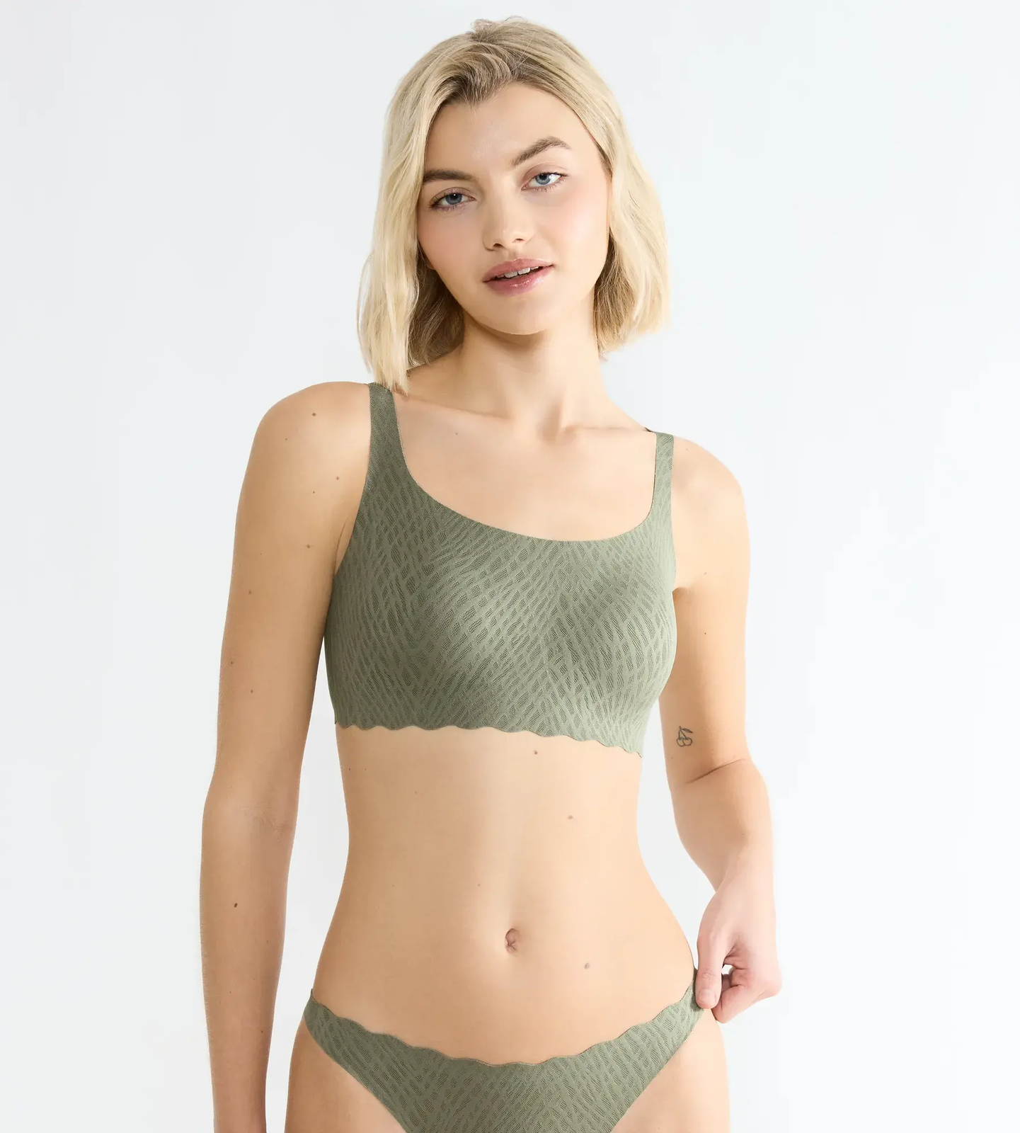 MOSS GREEN OLD/GRUEN