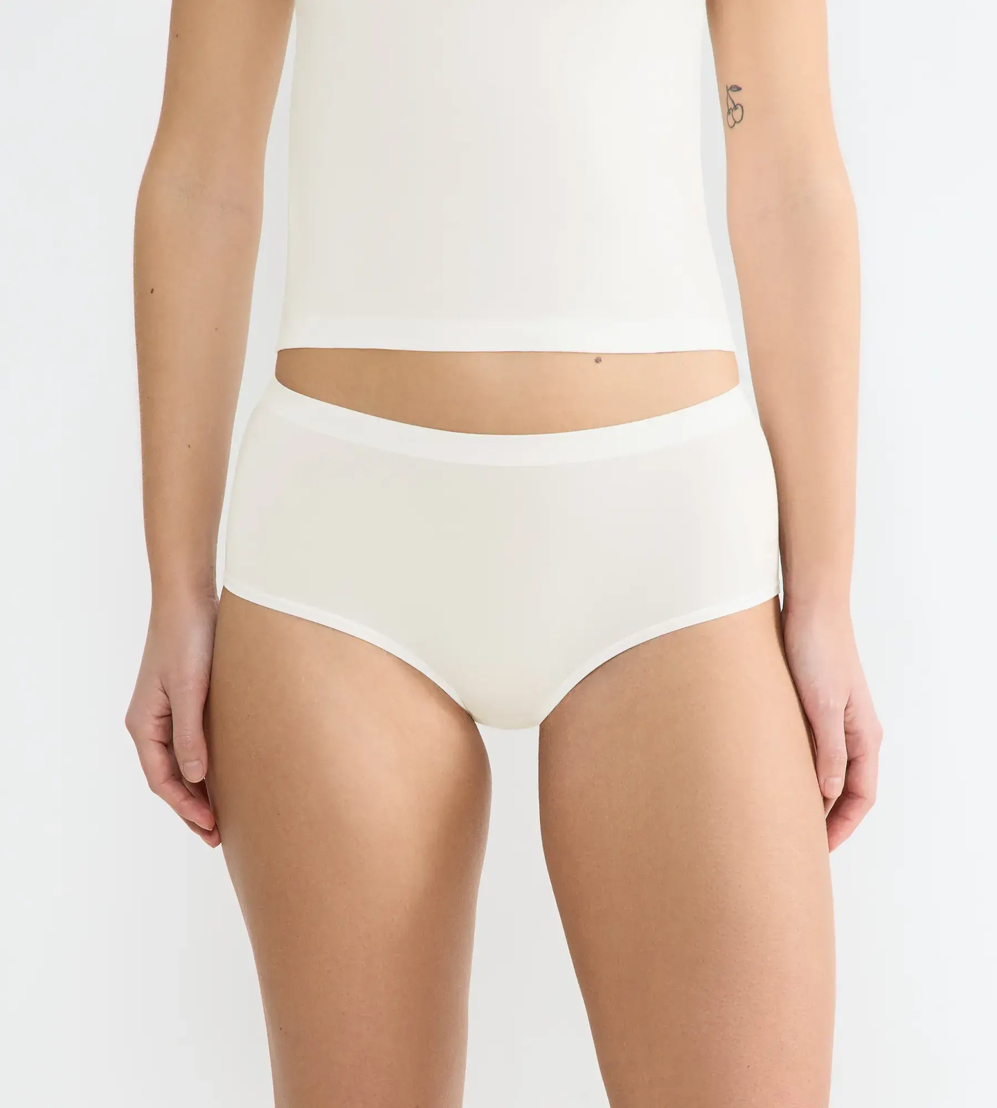SILK WHITE