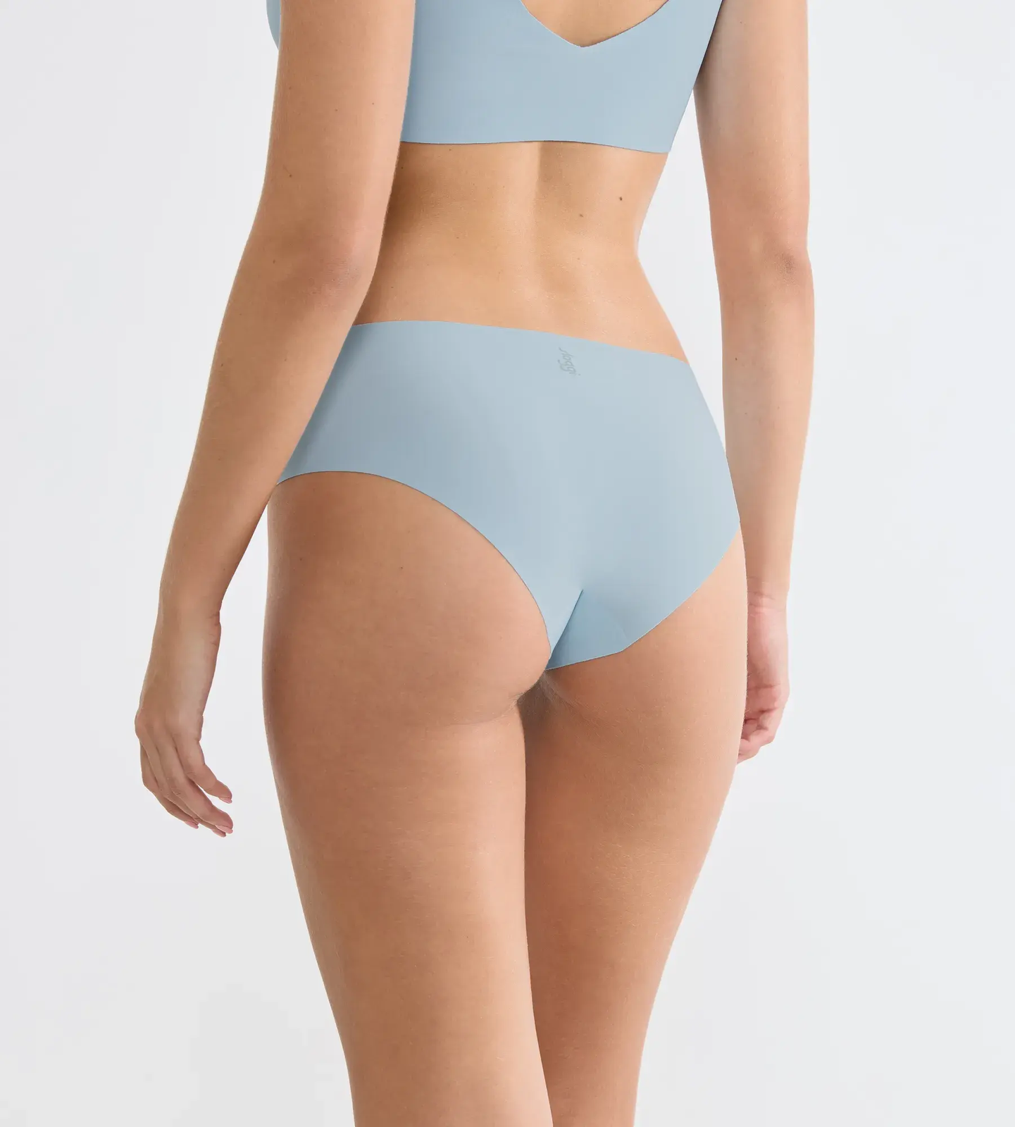 LIGHT BLUE
