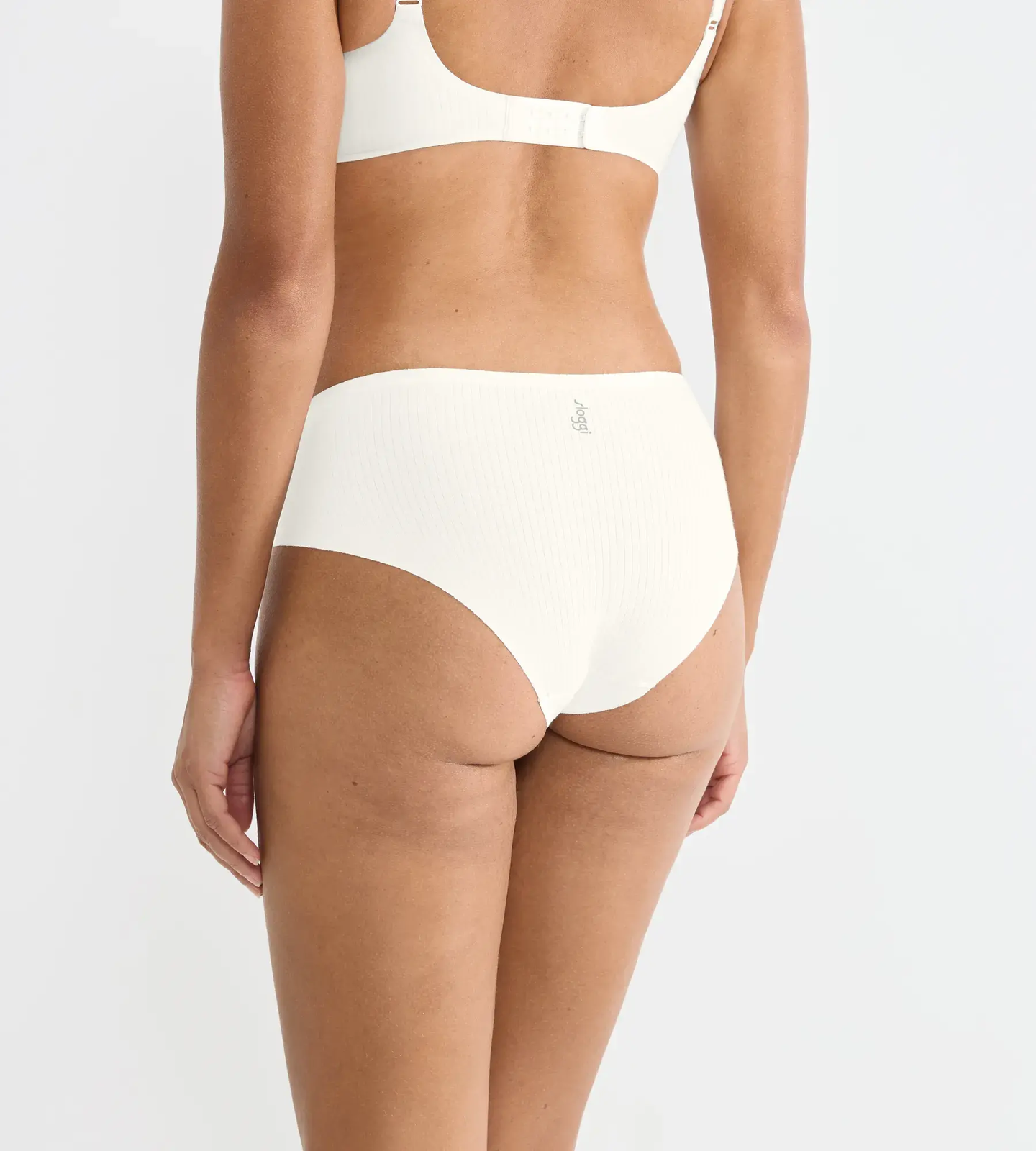 SILK WHITE