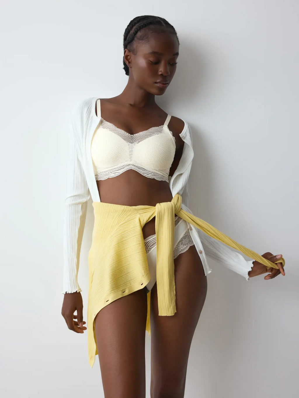 ECRU WHITE