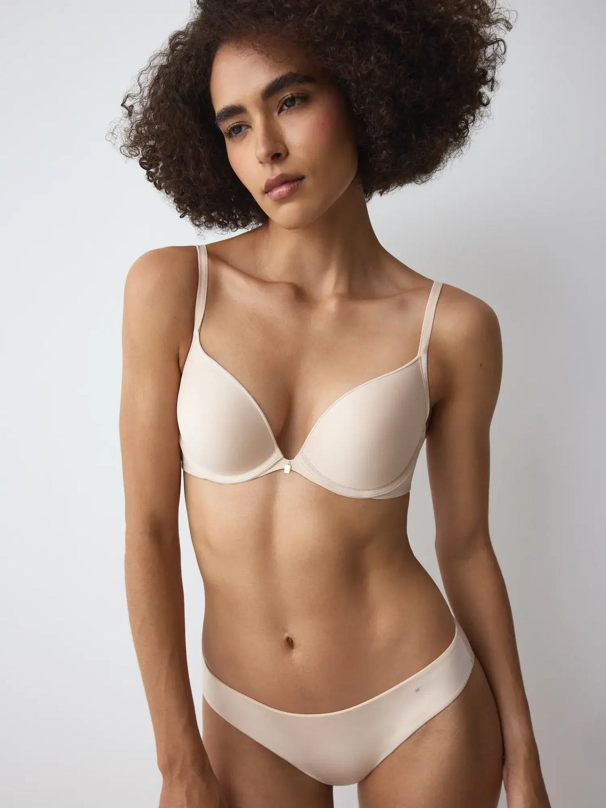 NUDE BEIGE