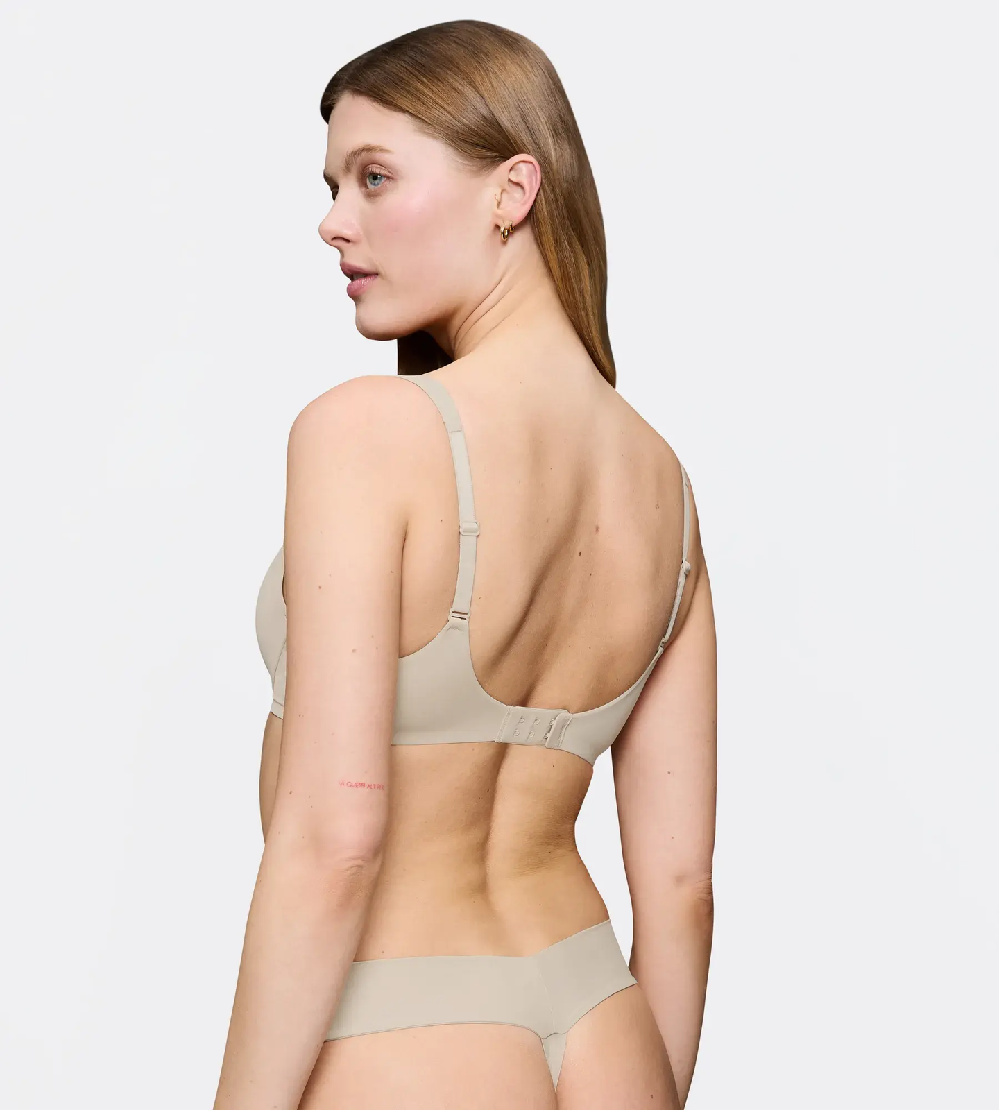 NUDE BEIGE