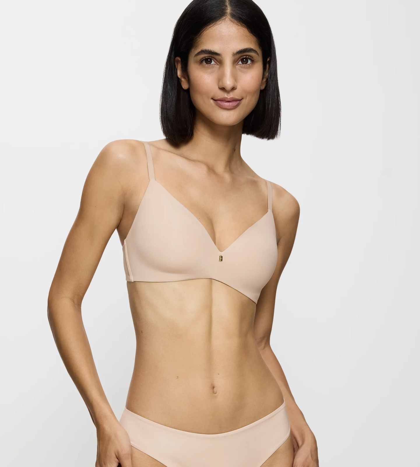 NUDE BEIGE