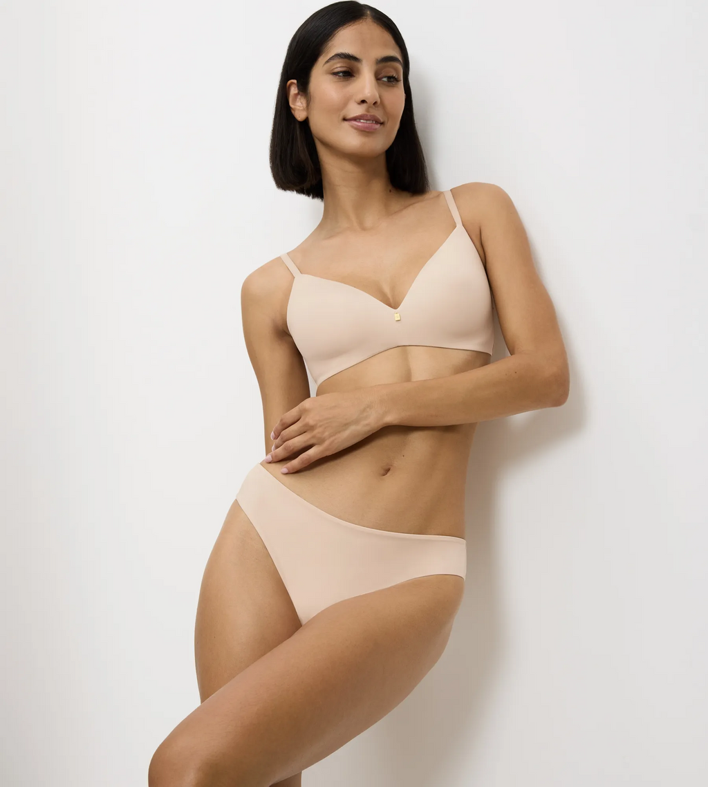 NUDE BEIGE
