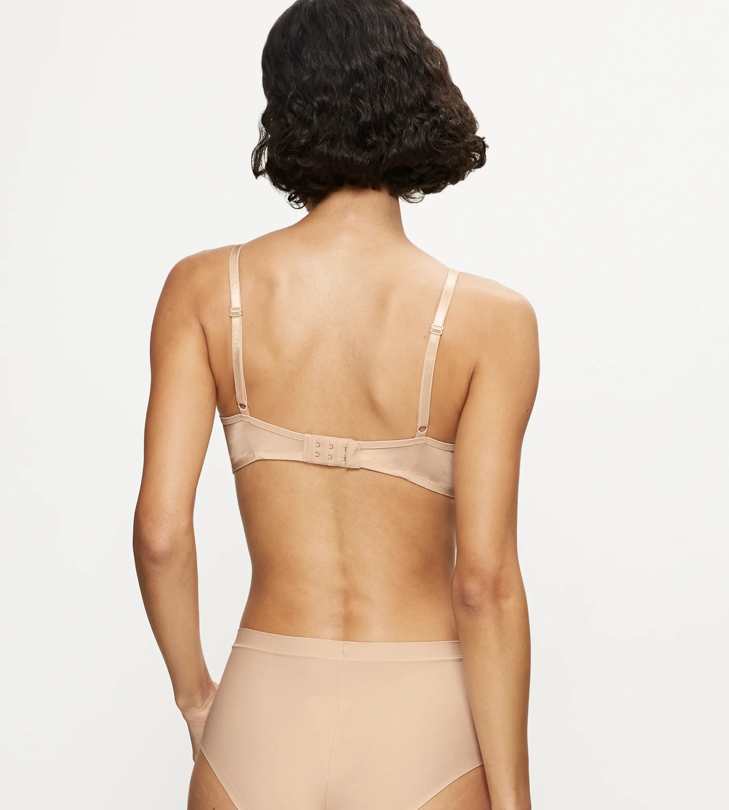 NUDE BEIGE