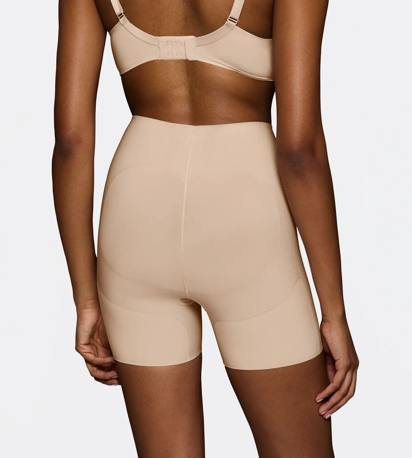 NUDE BEIGE