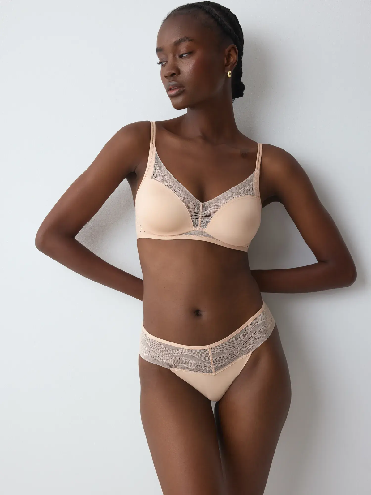 NEUTRAL BEIGE