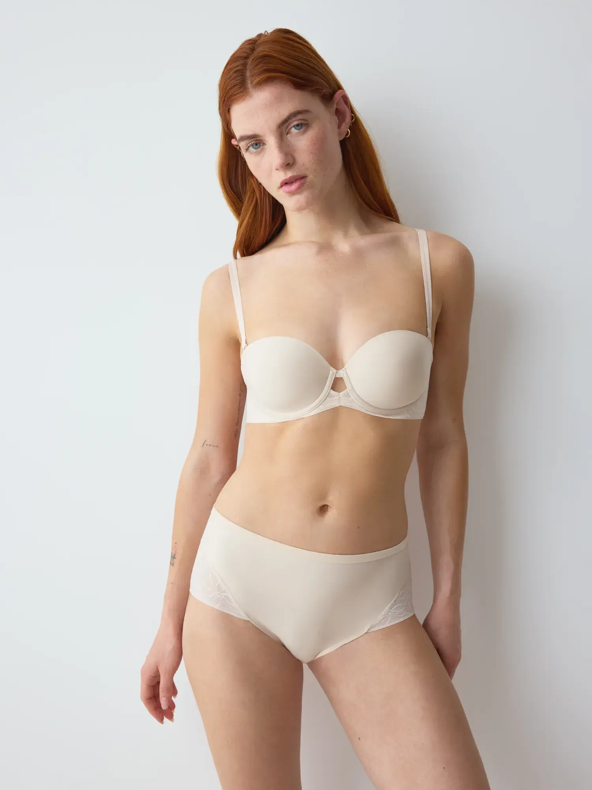 NUDE BEIGE