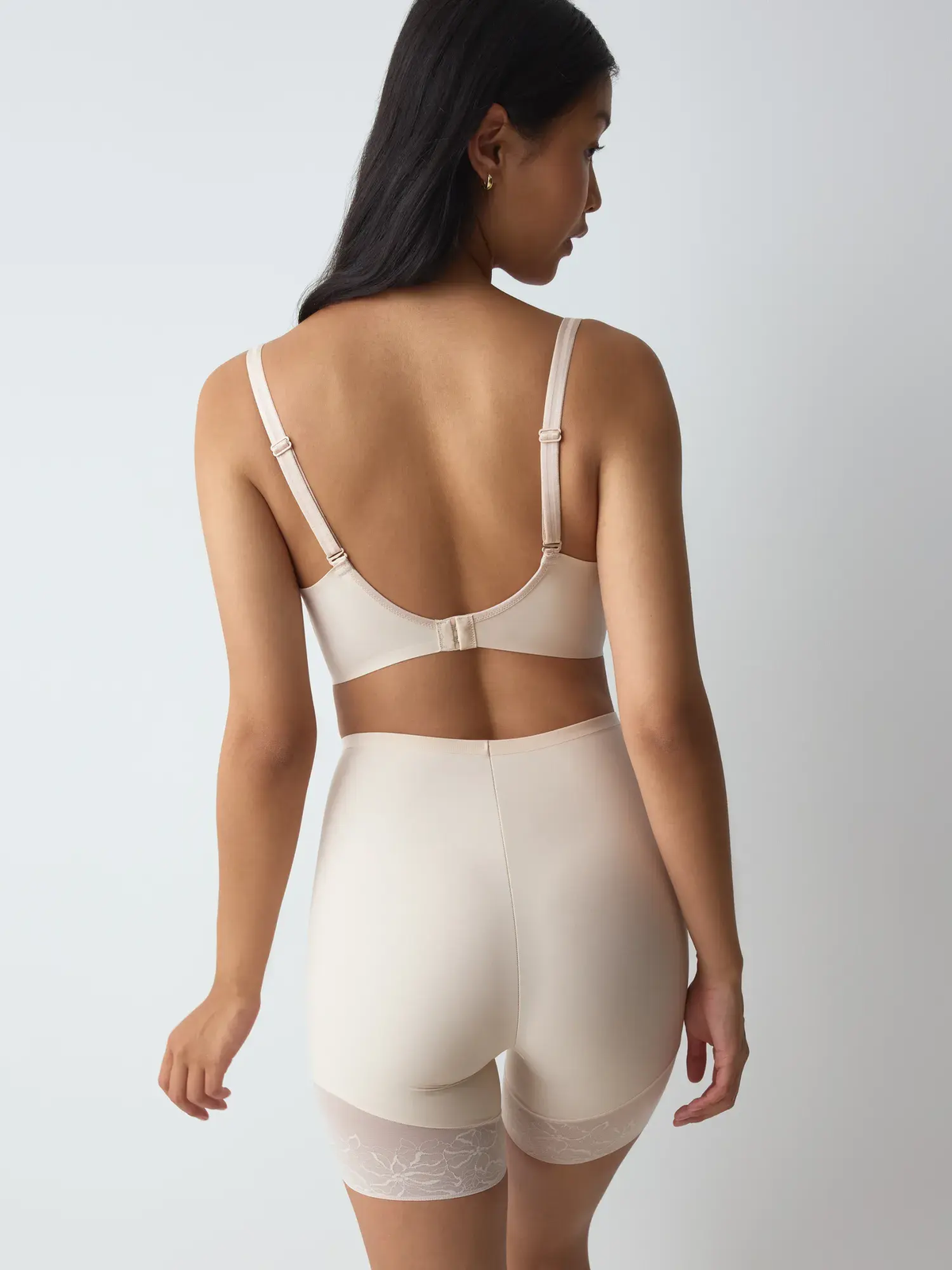 NUDE BEIGE