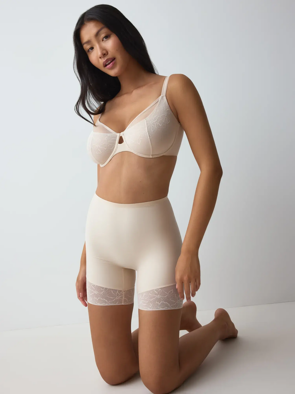 NUDE BEIGE