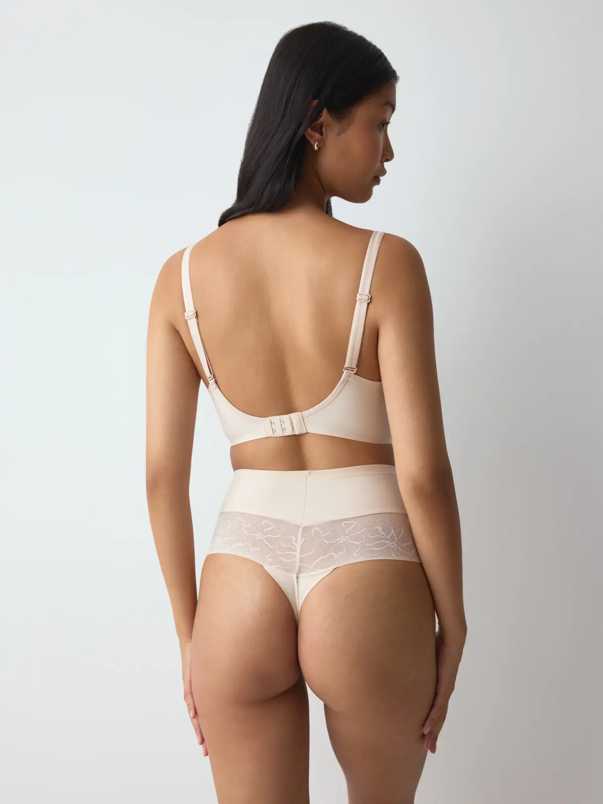 NUDE BEIGE