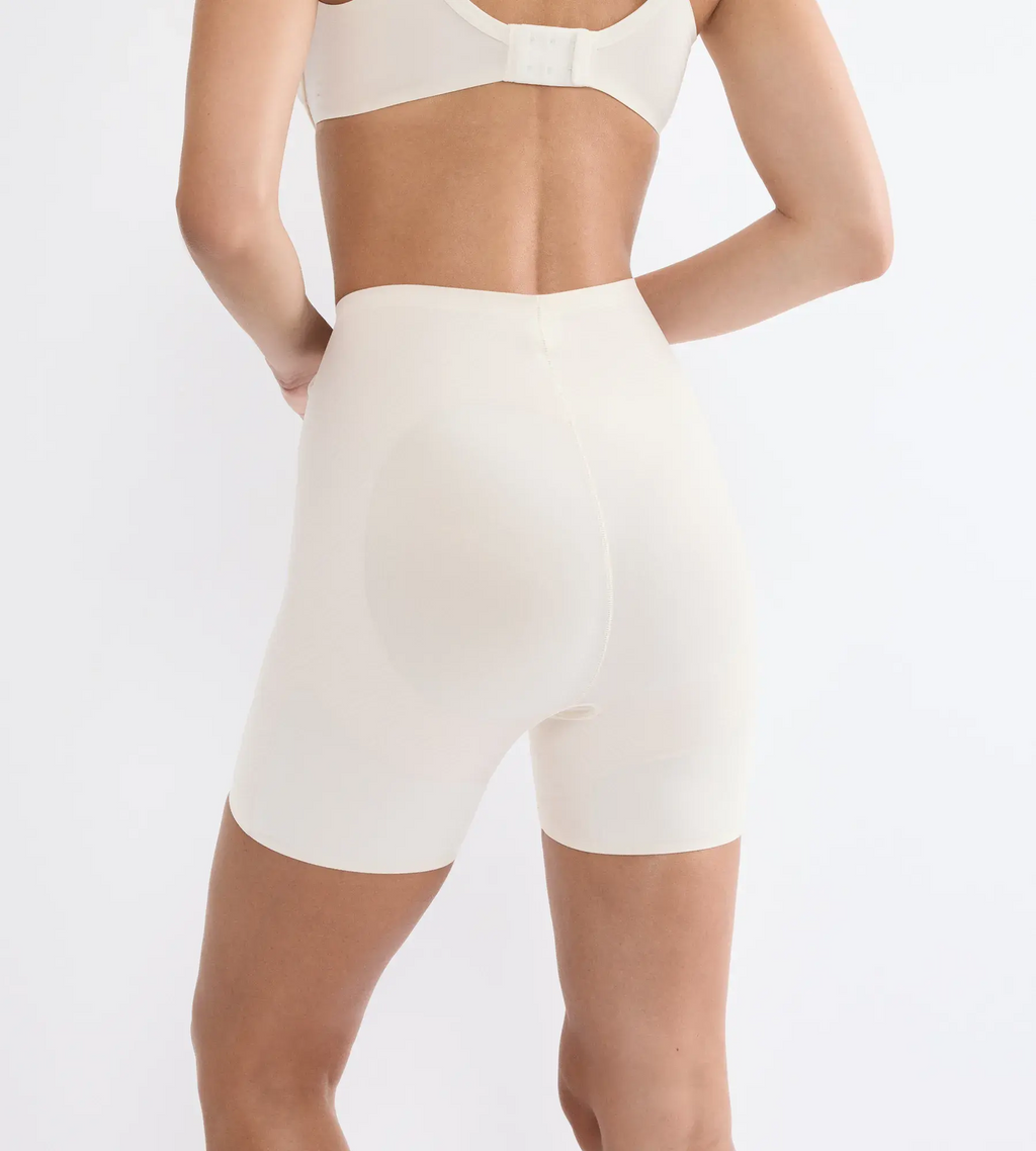 ECRU WHITE