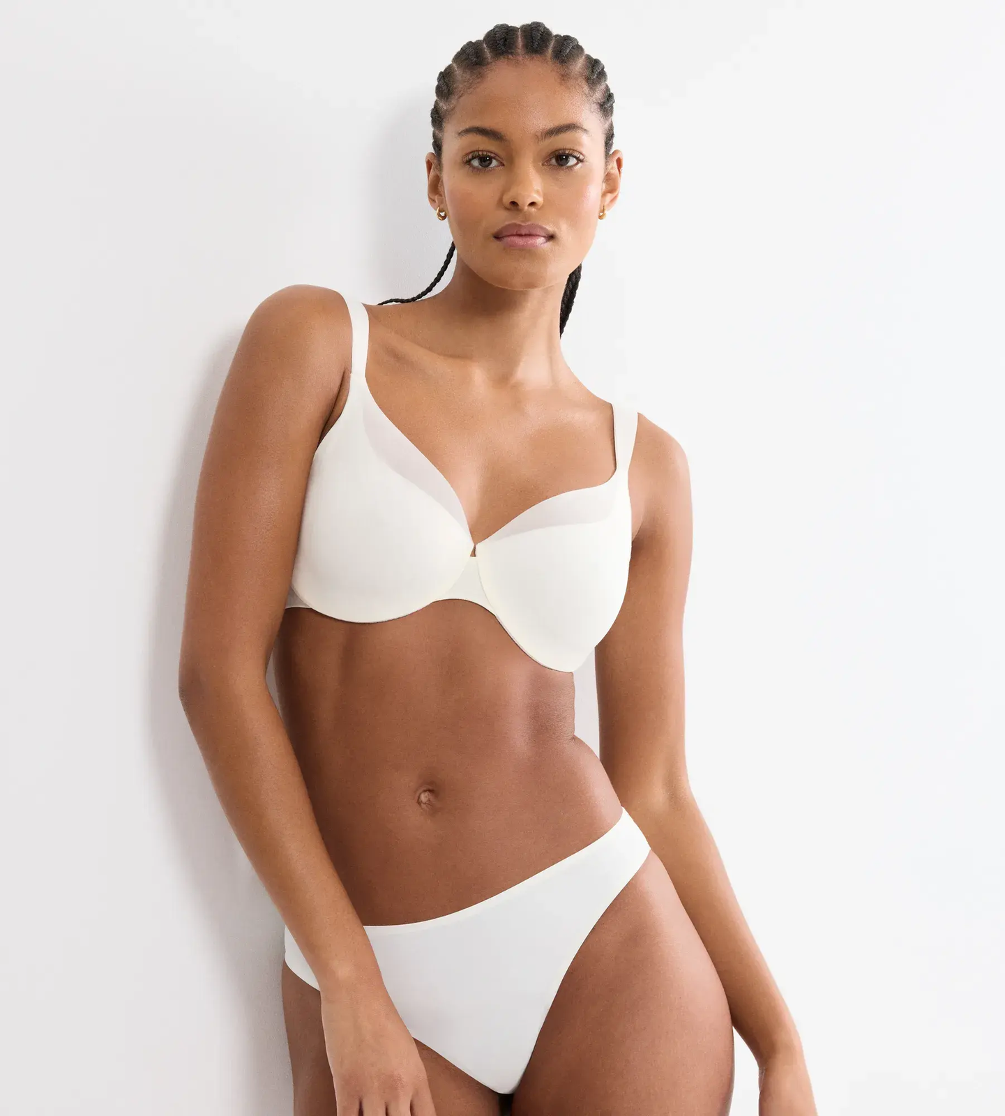 ECRU WHITE