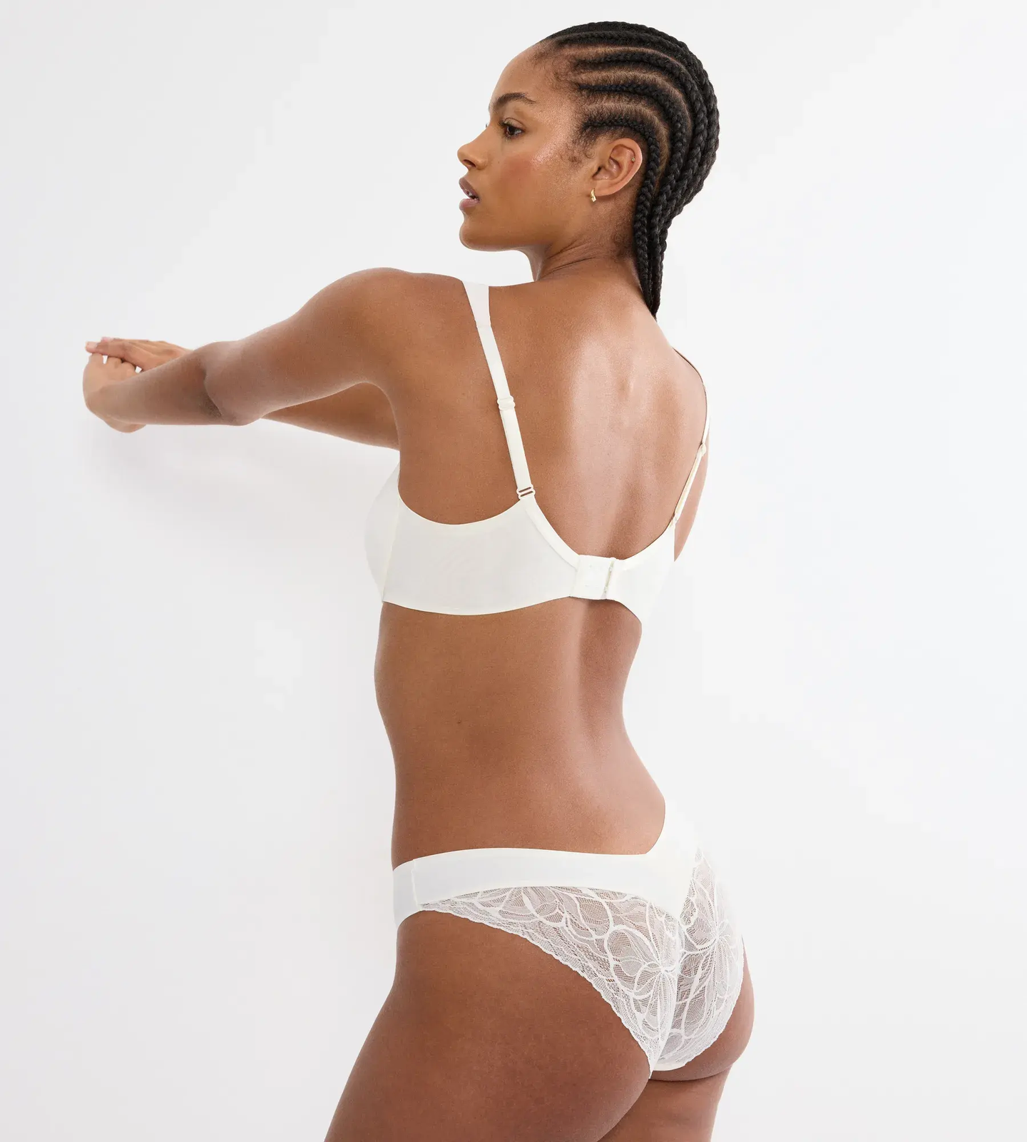 ECRU WHITE