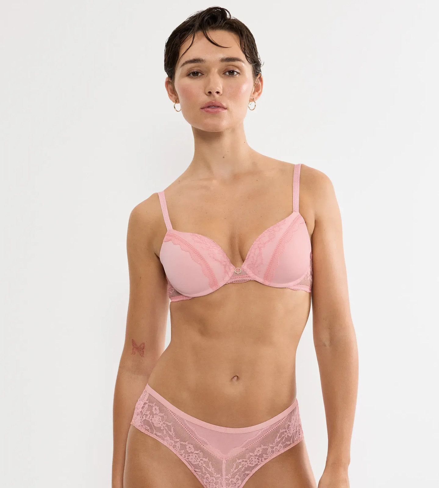 STRAWBERRY CREAM