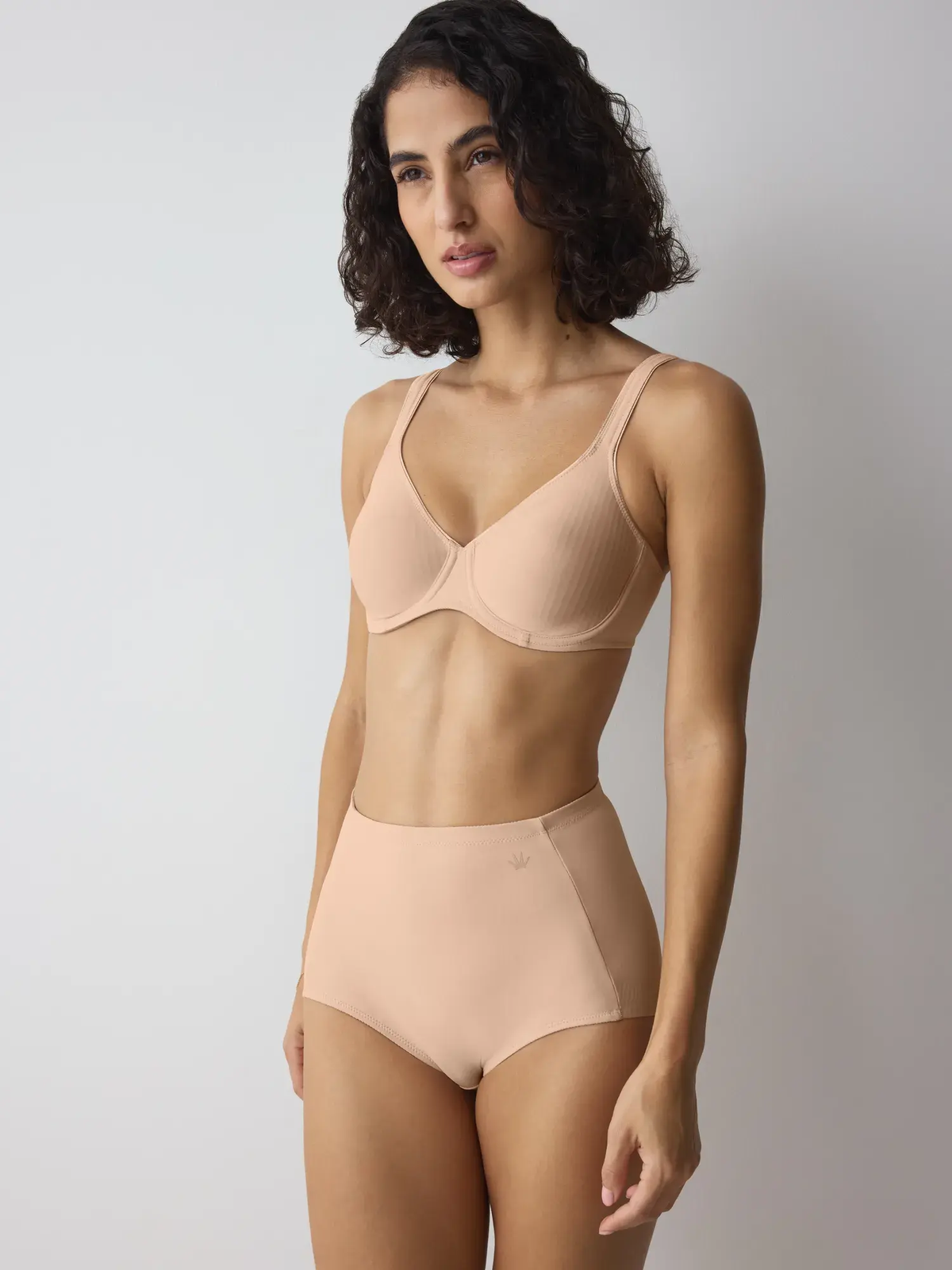 NEUTRAL BEIGE