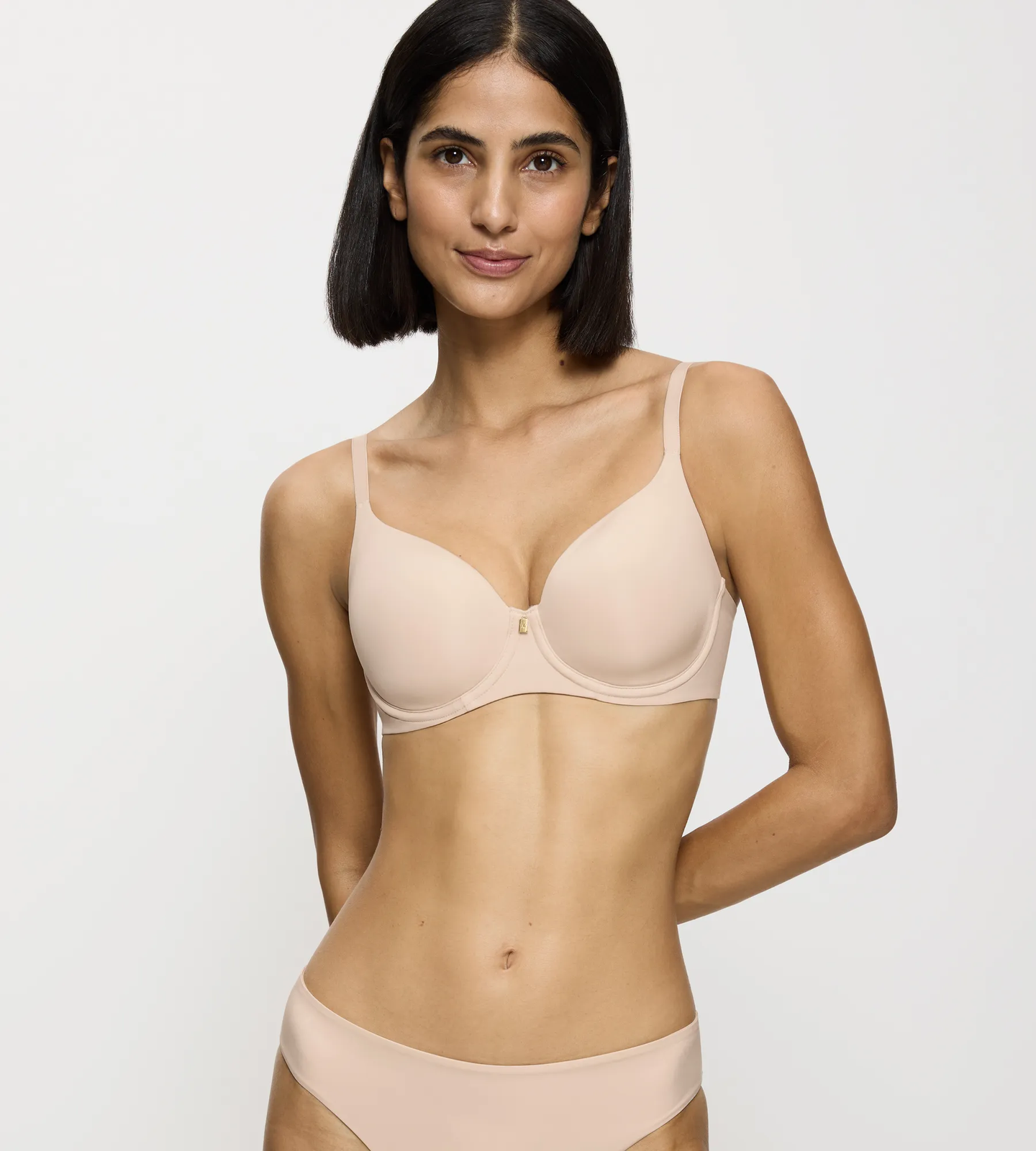 NUDE BEIGE