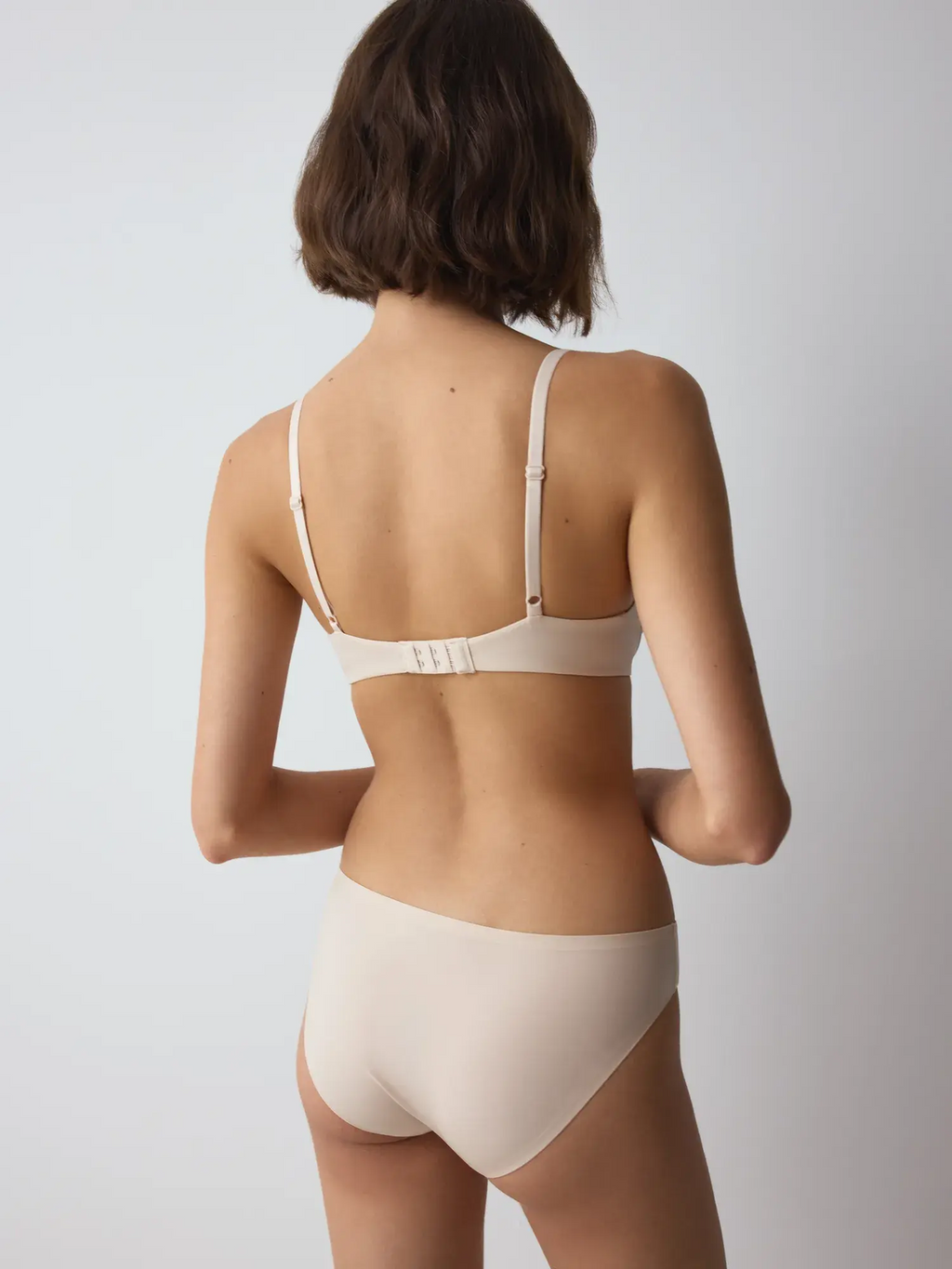NUDE BEIGE